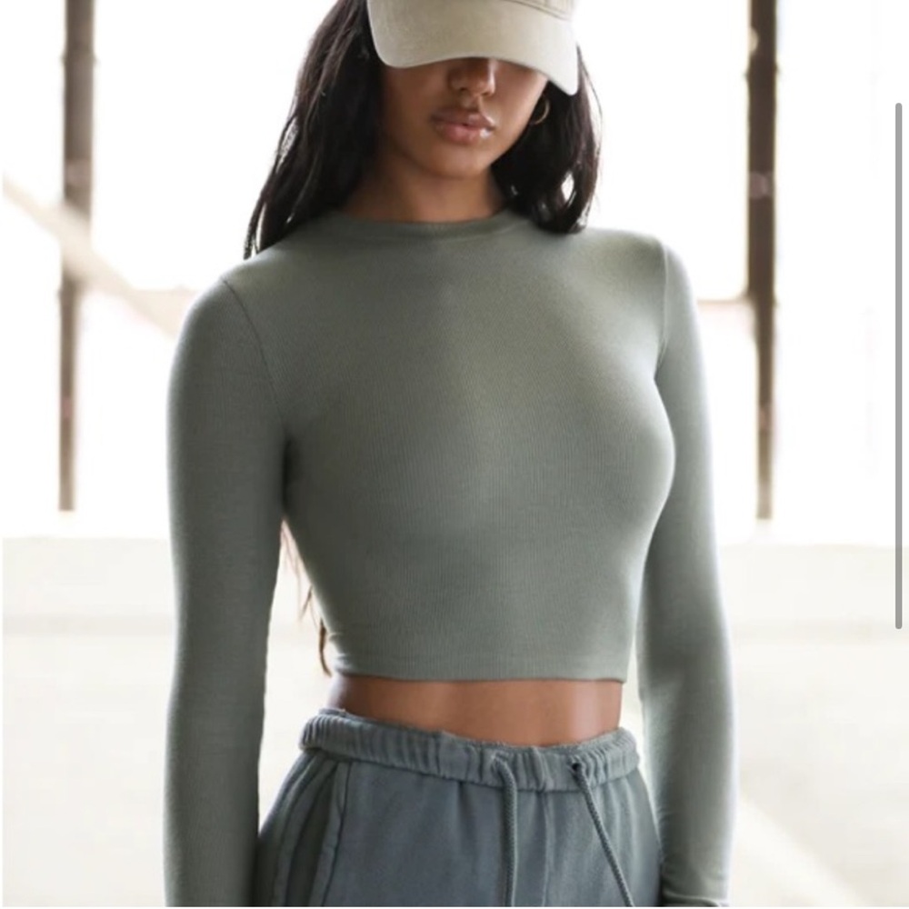 JOAH BROWN Cropped crew S - Picture 2 of 4